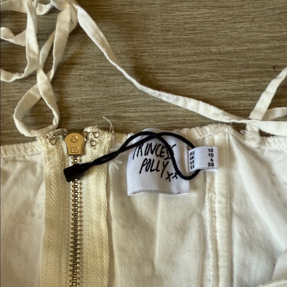 Princess Polly White Lace Trim Top Size 6 NWOT - Picture 4 of 6